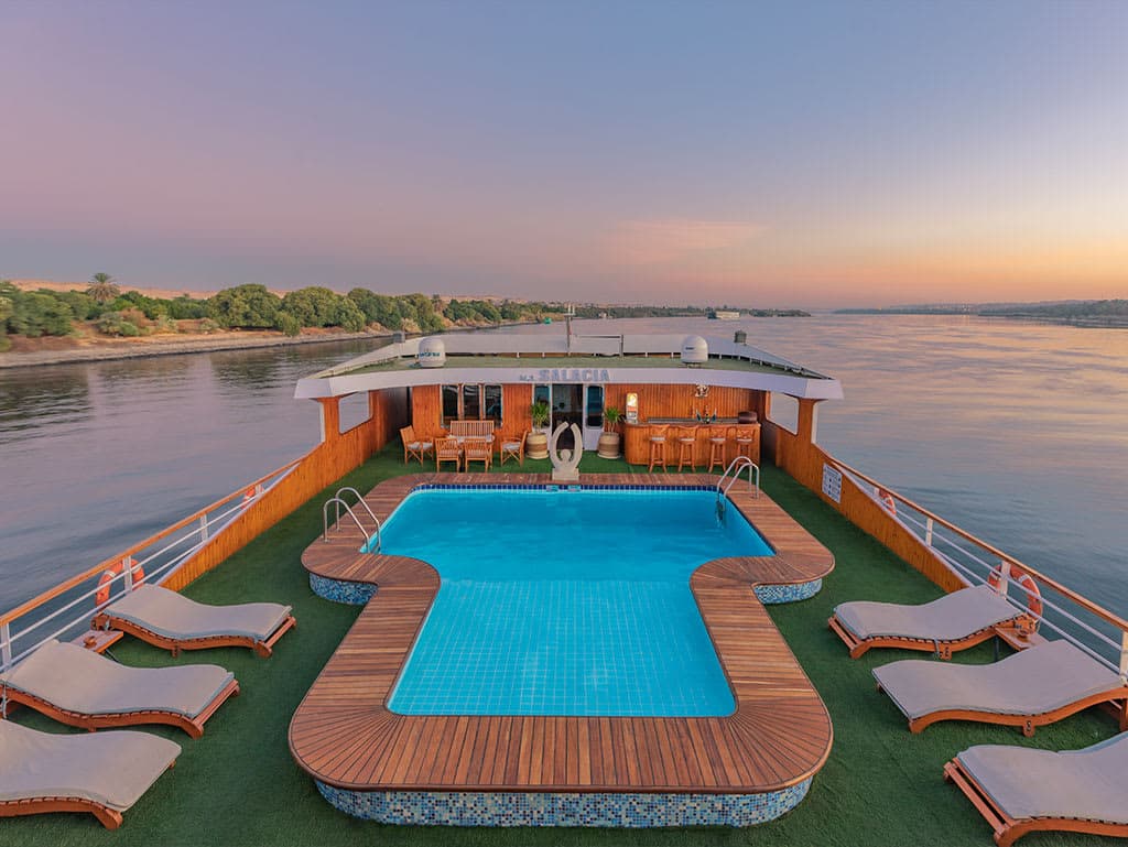 tour Gallery tour Gallery