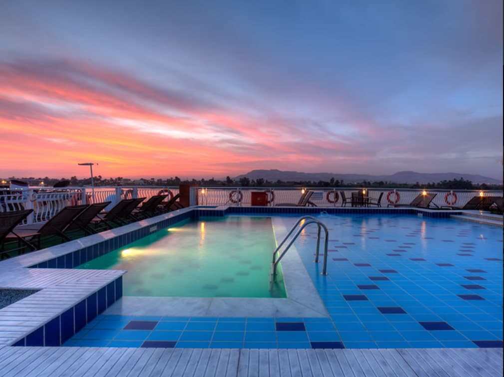 tour Gallery tour Gallery