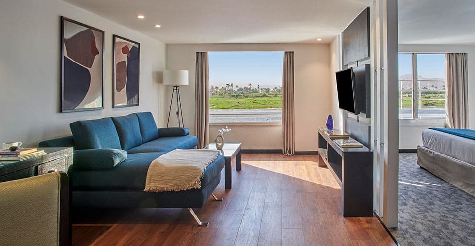 tour Gallery tour Gallery