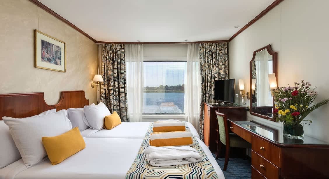 tour Gallery tour Gallery