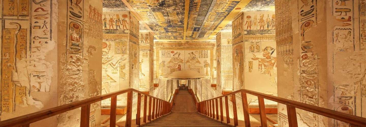 tour Gallery tour Gallery