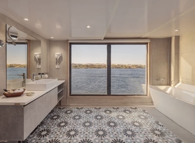 tour Gallery tour Gallery