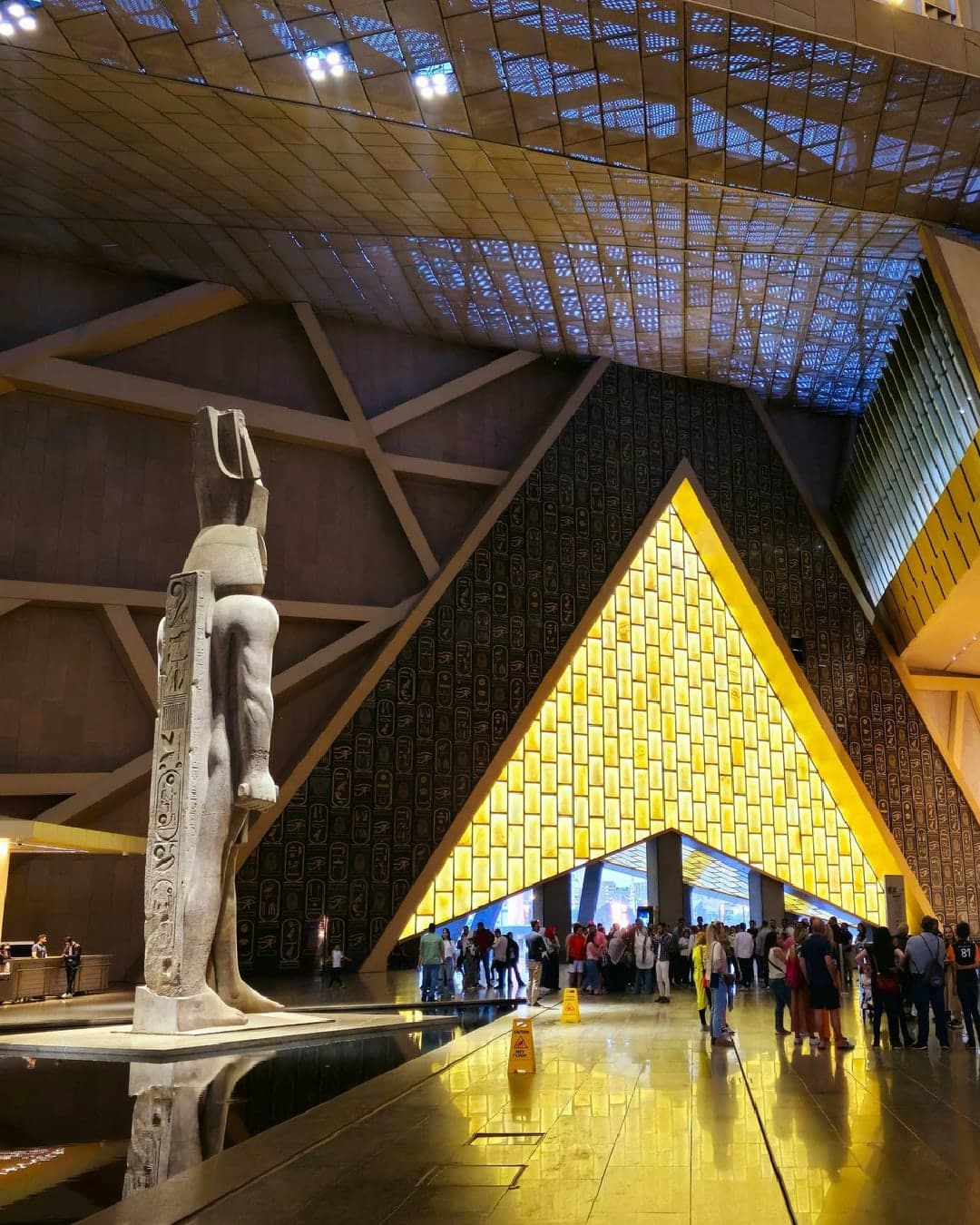 tour Gallery tour Gallery