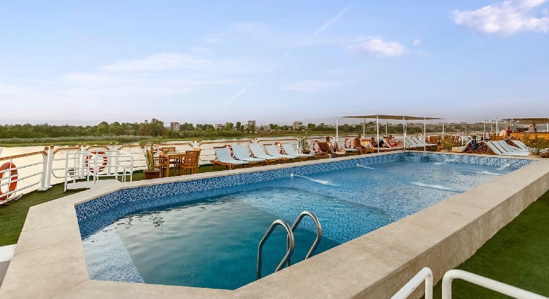 tour Gallery tour Gallery