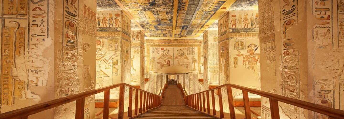 tour Gallery tour Gallery