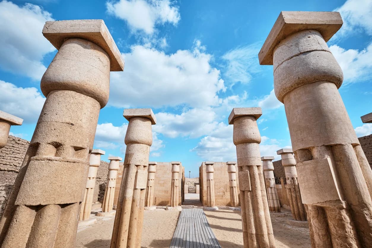 Templo de Horemheb Templo de Horemheb en Gebel el-Silsila